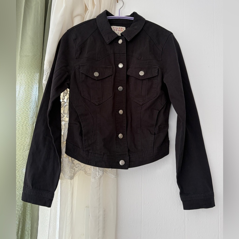 Tinsel Town Denim Jacket Womens Small Black Western Trucker Stretchy MYJ005888‎